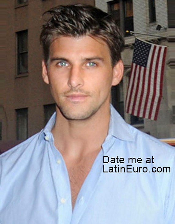 Date this georgeous Germany man Aamrett from Frankfurt DE400