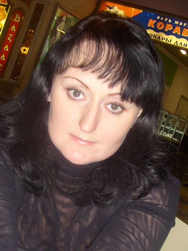 Date this stunning Ukraine girl Inna from Severodonetsk UA21