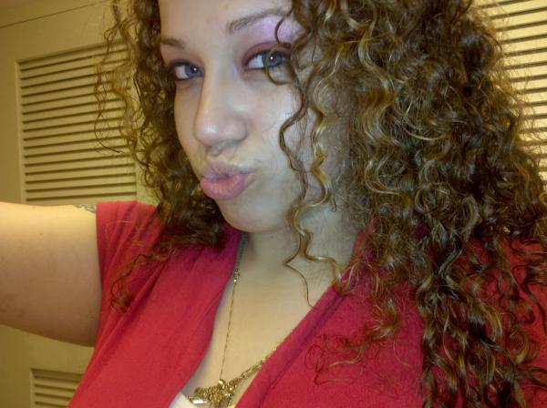 Date this exotic United Kingdom girl Sharwill0824 from South East GB440