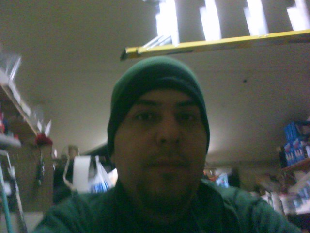 Date this beautiful United States man Fernando from Woodland US8309