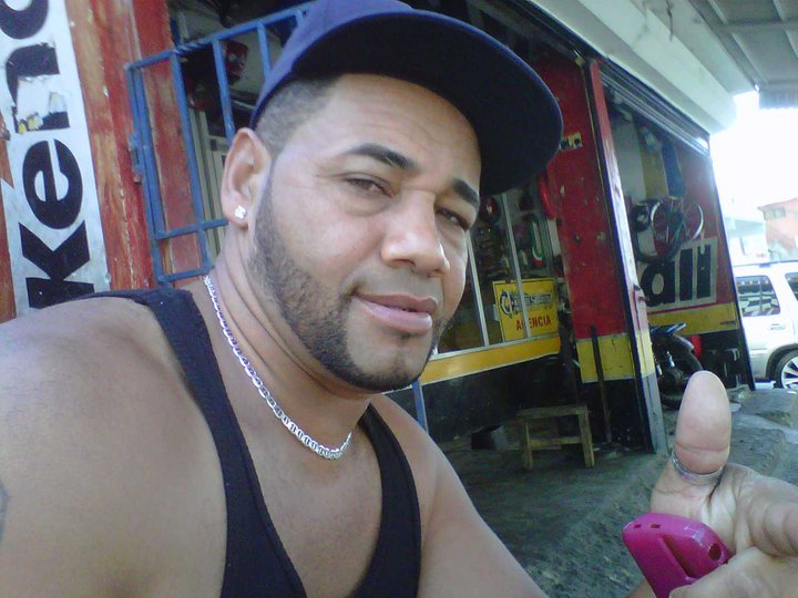 Date this beautiful Dominican Republic man Franklin from Santo Domingo DO5631