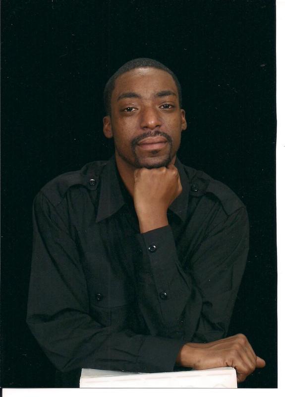 Date this cute United States man Kenny from Tampa US8407