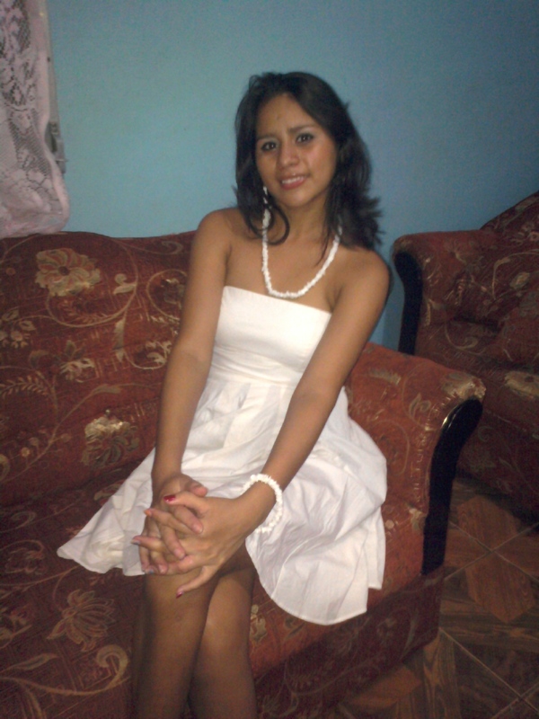 Date this happy Honduras girl Mileny from Puerto Cortes HN265