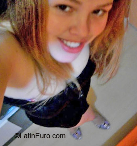 Date this stunning Brazil girl Rubia from Brusque BR4292