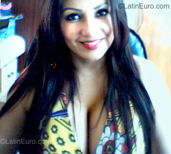 Date this good-looking Venezuela girl Elsa from Merida VE49