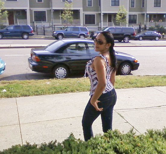 Date this tall United States girl Meche from Boston DO6059