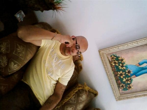 Date this delightful Dominican Republic man Emilio from Santiago DO6077