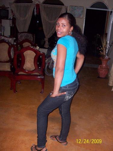 Date this pretty Dominican Republic girl Luisa maria from Nagua DO6235