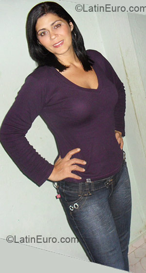 Date this charming Brazil girl Adriana from Rio De Janeiro BR4501