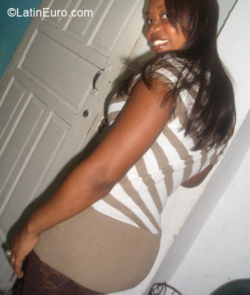 Date this charming Dominican Republic girl Ana joselin from Distrito Nacional DO6394