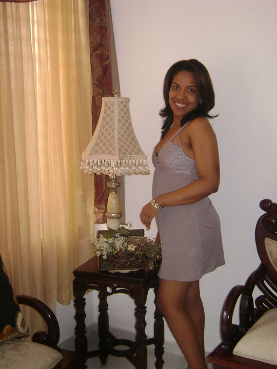 Date this beautiful Dominican Republic girl Yudelka from Santiago DO6401