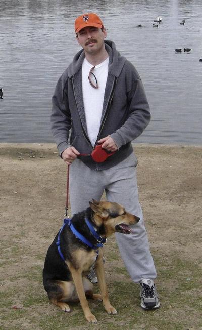 Date this foxy United States man Michael from Los Angeles US8870