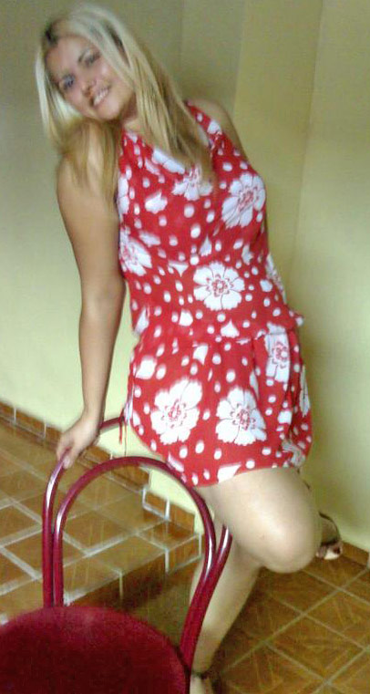 Date this georgeous Brazil girl Suelly from Belem US9014