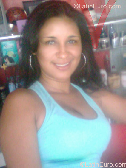 Date this good-looking Brazil girl Michele from Recife BR4834
