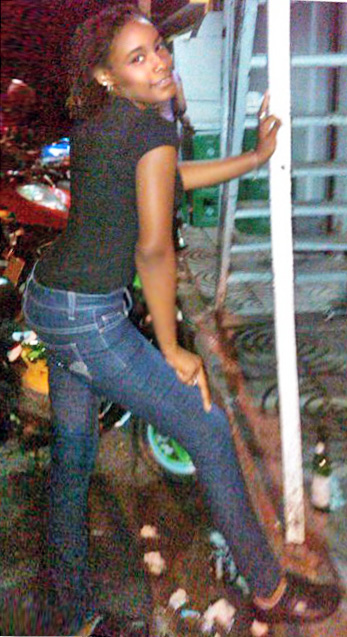 Date this hard body Dominican Republic girl Mariana from Santo Domingo DO6993