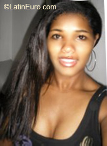 Date this gorgeous Brazil girl Renata from Sao Paulo BR4995