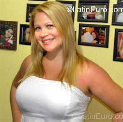 Date this hot Brazil girl Bianca from Rio De Janeiro BR5064