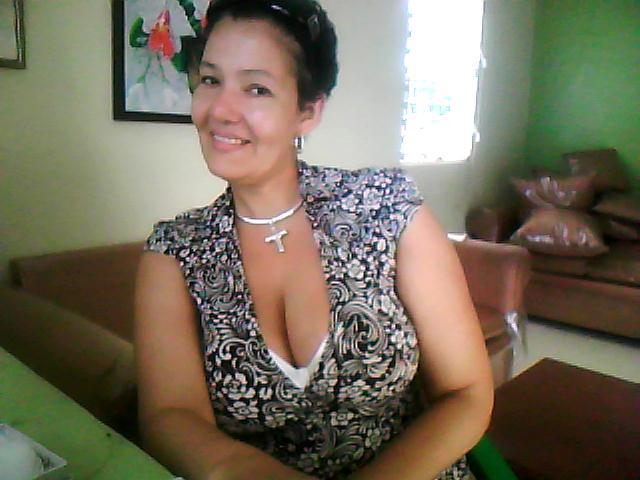 Date this nice looking Dominican Republic girl Amandalove from Santo Domingo DO7336