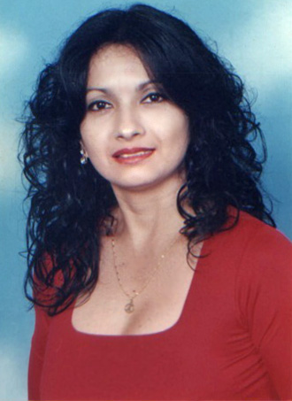 Date this funny Ecuador girl ARACELY from Guayaquil EC102