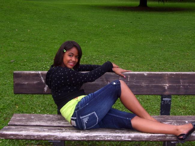 Date this pretty United States girl Ubgil from Mn US9921