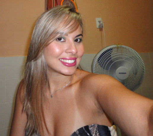 Date this sultry Brazil girl Suazana from Fortaleza BR5477