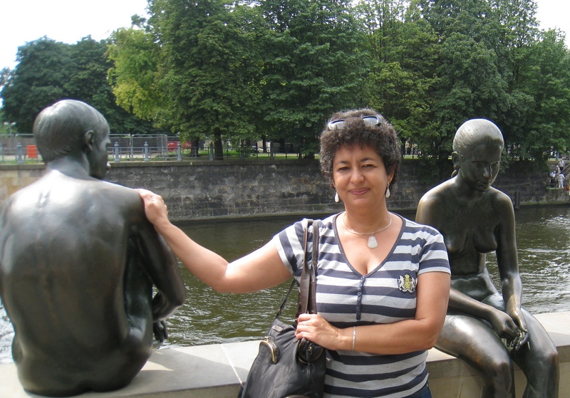 Date this stunning Cuba girl Gisela from Havana CU16