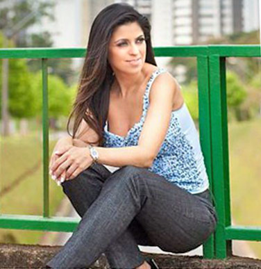 Date this stunning Brazil girl Elaine from Brasilia BR5489