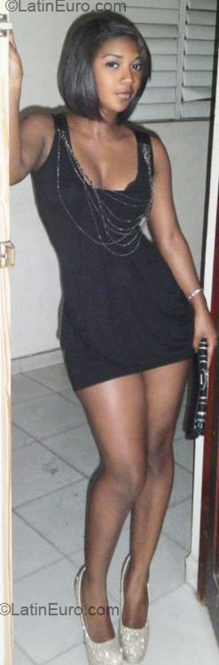 Date this pretty Dominican Republic girl Cole047 from Santiago DO8049