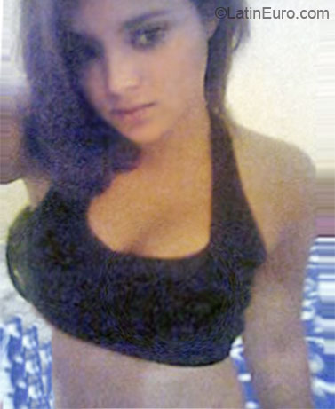 Date this fun Brazil girl Renata from Londrina BR5678