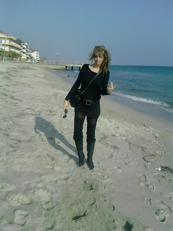 Date this foxy Greece girl Claualex from Katrini GR35