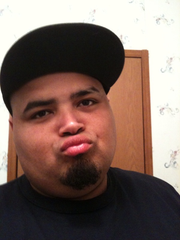 Date this voluptuous United States man MessiahKing81 from San Antonio US10503