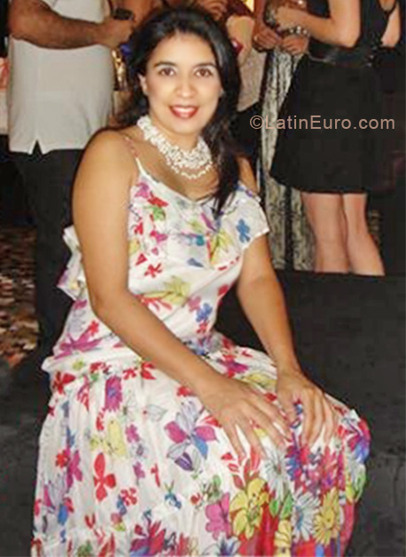 Date this sultry Brazil girl Magda from Joao Pessoa BR5784