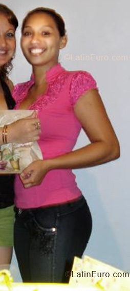 Date this delightful Ecuador girl Geovana from Quito EC137