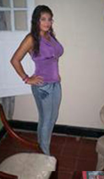 Date this nice looking Colombia girl Madeleydis from Barranquilla CO7390