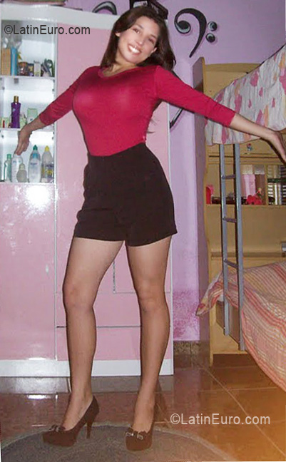 Date this young Brazil girl Loren from Cachoeira Paulista BR5805