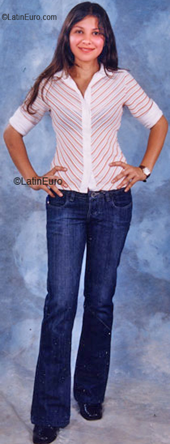 Date this happy Brazil girl Andreia from GUAPIARA BR5816