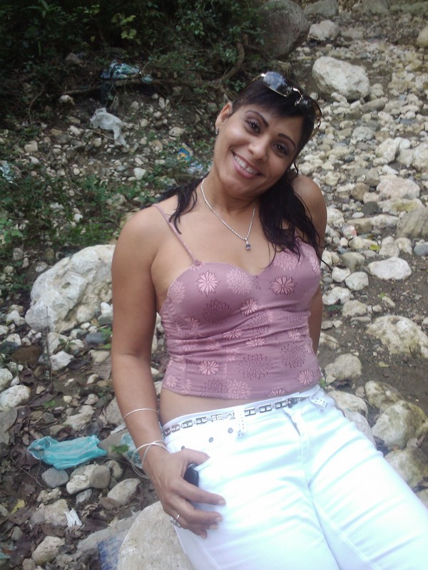 Date this fun Dominican Republic girl Nancy from Santiago DO8280