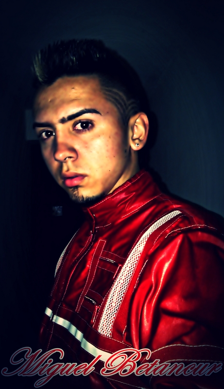 Date this happy Colombia man Miguel from Medellin CO7502