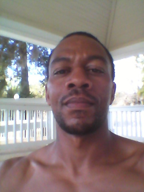 Date this young United States man 8679 from Kissimmee US10899