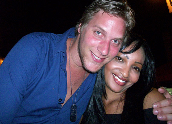 Date this nice looking Brazil girl Thanks LatinEuro !!!! from Thanks LatinEuro !!!! BR5909