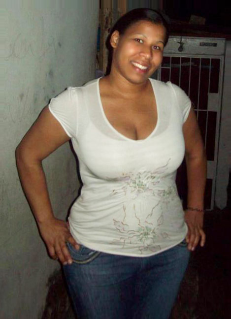 Date this georgeous Dominican Republic girl Vanessa from Santo Domingo DO12034