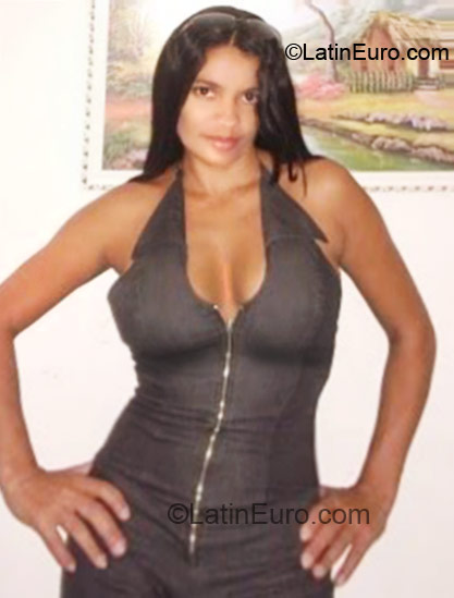 Date this tall Brazil girl Andrea from Sao Paulo BR5932