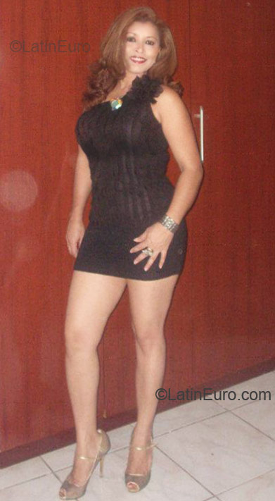 Date this foxy Honduras girl Olga from Santa Cruz De Yojoa HN372