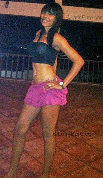 Date this happy Dominican Republic girl Baleria from Santo Domingo DO9794