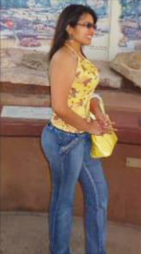 Date this foxy Honduras girl Delsy from Choluteca HN382