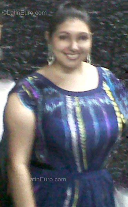 Date this young Panama girl Yessica from David PA125