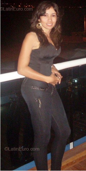 Date this good-looking Colombia girl Karodoc from Cartagena CO7926