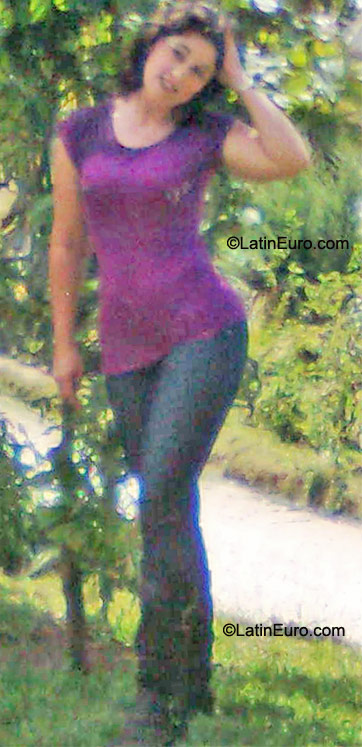 Date this gorgeous Costa Rica girl Hanni from Puntarenas CR93