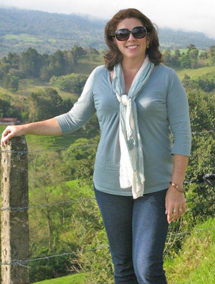 Date this charming Costa Rica girl Ana from Mercedes CR96