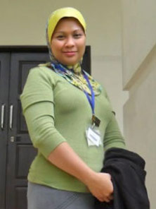 Date this nice looking Malaysia girl Halimatrazak from Selangor:Ampang MY48